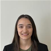 Soy una joven de 17 años con mucha motivación laboral.
Me gustaría dar clases a estudiantes de primaria y de secundaria.