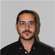 English, Arabisch und Mathe-Totur, der Kinder aller Altersgruppen unterrichten.
