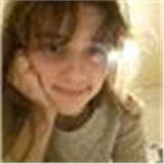 Oferuję spokojne podejście i tłumaczenie materiału prostym językiem