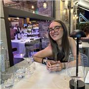 Cerco lavoro part time in modo da poter continuare la mia università!