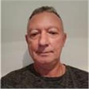 Profesor de agricultura y jardinería con amplia experiencia en la producción ecológica.