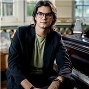 Clases de piano particulares y armonía moderna. Música clásica, jazz, pop,salsa ,blues e improvisación