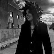 Impartisco lezioni private di italiano, grammatica, ed eventuali materie orali quali storia, geografia e scienze