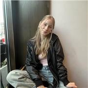 Nachhilfelehrerin für das Fach Deutsch