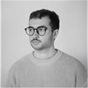 S'ofereixen classes del programari de Photoshop, Illustrator, InDesign, Premiere o After Effects