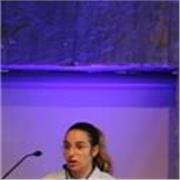 profesora de administración y finanzas, con amplia experiencia en administración y recursos humanos