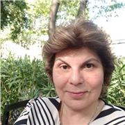 Ich bin Deutschtutorin . Ich kann beim Erlernen der deutchen Sprache , bei der Hausaufgabe, beim Verbesserung des Deutschen gerne helfen. Ich kann auch Russisch fliessend sprechen. Kontaktieren Sie, bitte !