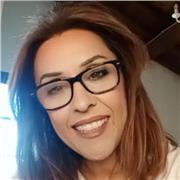 Laureata in architettura d'interni presso ateneo di Firenze