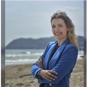 Laureata in Giurisprudenza offre lezioni di Italiano, Diritto, Storia, Geografia e Inglese