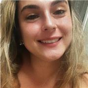 Me defino como una persona dulce, con paciencia y muchas ganas de enseñar. Me gustaría dar clase a niños y niñas de educación primaria que tuvieran dificultades en sus clases y necesitarán un pequeño o gran refuerzo