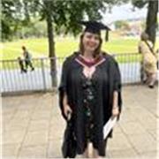 Confident science tutor who loves to teach and learn