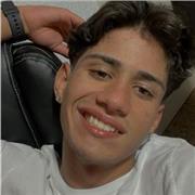 Estudiante del grado en logística y negocios marítimos