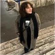 Sono una studentessa di lingue con certificato C1 in inglese. Offro ripetizioni di inglese e aiuto compiti, sia online che in presenza (rivolte a tutti)