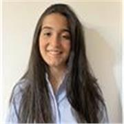 Profesora de primaria apoyo de asignaturas