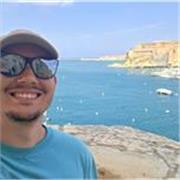 Profesor multidisciplinar con experiencia educativa en numerosas materias. Matemáticas, lengua, inglés, naturales y geografía