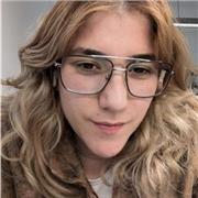Profesora de apoyo para niños de primaria y ESO