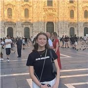 Élève en licence d’information et de communication. Je peux vous aider à faire vos devoirs.