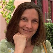 Profesora con máster y 20 años de experiencia en EEUU. Clases de inglés, español para extranjeros y repaso de lengua.