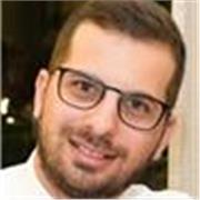 Docente di matematica, laureato magistrale in Economia Aziendale con 110/110 e lode, impartisce lezioni di matematica per tutti gli ordini scolastici