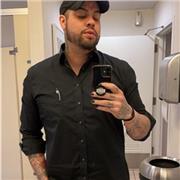 Native English speaker from the states, I offer private classes for young adults and full grown. I teach everyone!