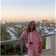 Profesora graduada en Educación Infantil, con años de experiencia en estudio de oposiciones tanto de maestra como de educadora.