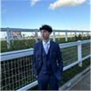 Dedicated and passionate person. People willing to thrive.