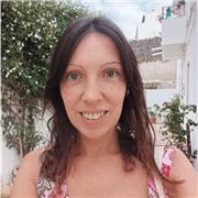Soy profesora en nutrición consciente,acupuntura,reflexologia y terapias alternativas como meditación,yoga.