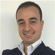 Professore di italiano con esperienza di 8 anni di insegnamento a stranieri