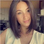 Laureanda presso l’università di Torino e diplomata presso il liceo delle Scienze umane