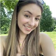 Étudiante en 2ème année de prépa mathématiques et informatique, je donne des cours de mathématiques en présence ou distanciel pour du niveau primaire jusqu’à la terminale.