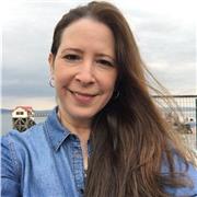 I am a native English speaker with a Business Degree and Coaching certificate, currently working as an admin manager