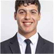 Graduado en magisterio de Educación Primaria, con la mención de educación física. He trabajado en campus de verano.