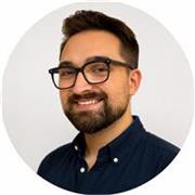 Me defino como una persona responsable, cercana y comprometida con la educación. 