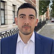 Online Spanish tutor with a Master’s in Finance and Marketing diploma, offering tailored, professional lessons for all levels.