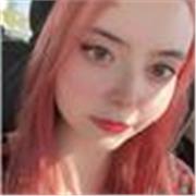 Bastante paciente, simpática y amable en la enseñanza