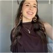Hola! Soy Paula y tengo casi 18 años. Soy una persona responsable y paciente y me encanta enseñar a los demás lo que me gusta