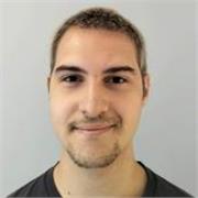Profesor de música joven, imparto clases online y presencialmente. Tengo  un año de experiencia con el saxofón                