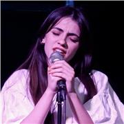 Insegnante di canto, laureata al Saint Louis! Offro lezioni di canto personalizzate ad adulti e bambini