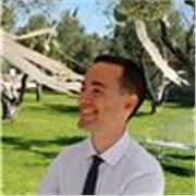 LAUREATO MAGISTRALE CON LODE IN MATEMATICA impartisce lezioni private di MATEMATICA scolastica e universitaria