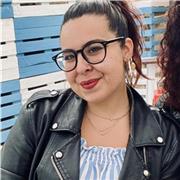 No soy profesora, mi lengua nativa es italiano.