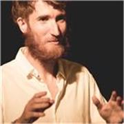 Laureato in Pianoforte ad indirizzo concertistico col 110/110 e lode, professore da quasi 20 anni, tiene lezioni e corsi per scoprire tutto sul mondo del Pianoforte!