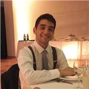 Profesor de Diseño Gráfico, enfocado en que los alumnos aprendan de manera fácil y comoda, desde lo mas básico a lo más complejo