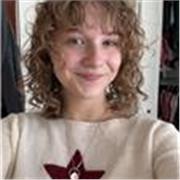 I offer individual English lessons for children in levels A2-C2 (speaking, reading, writing). Native speaker with american accent.