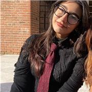 Studentessa di medicina offre lezioni private di inglese, cambridge e non. Disponibile pure per doposcuola e lezioni online!