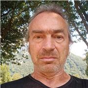 Insegnante di lingue, spagnolo e inglese. Traduttore