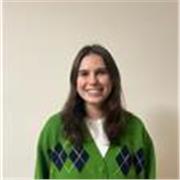 Estudiante de Trabajo Social en Girona, con experiencia con niños/as dando apoyo escolar, y en diferentes ámbitos 