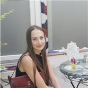 Engagierte Tutorin für Englisch, Hilfe für junges Alter