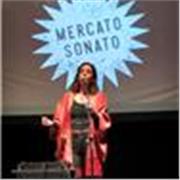 Cantante e cantautrice, laureata in Advanced Music Performance and Songwriting, propone lezioni di canto moderno e songwriting