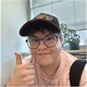 Spanisch-Muttersprachler bietet Online-Unterricht für Kinder und Erwachsene an