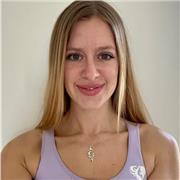 Qualified Personal Trainer specialising in women's fitness, mobility and lifestyle - from general wellbeing to golf fitness.